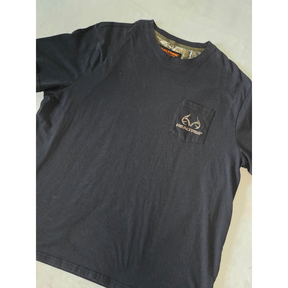 Realtree Par Boston Traders Mens XL Black Pocket T-Shirt Camo Logo Graphic Tee